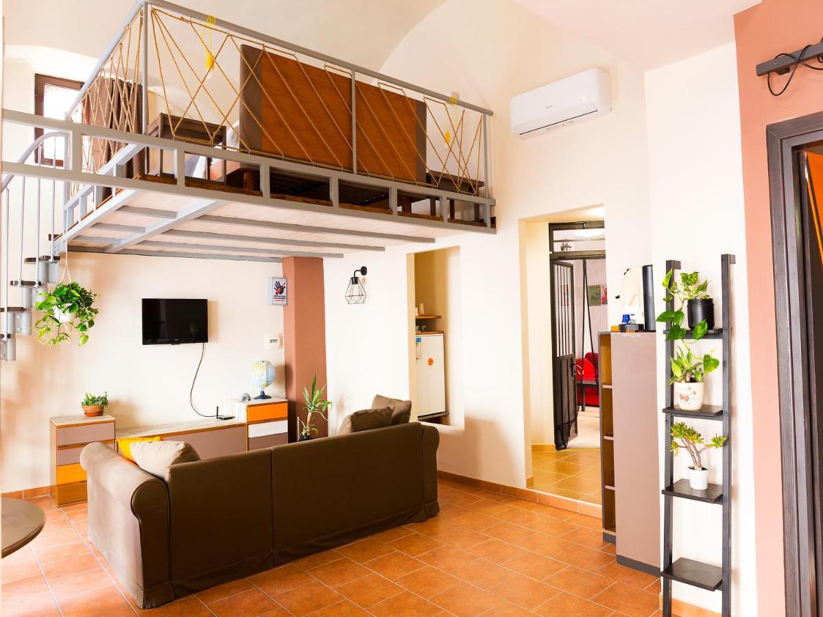 Al Vicolo Stretto Bed & Breakfast Santa Maria a Vico Exterior photo